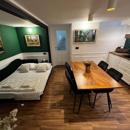Db Interiors Apartamento Split Exterior foto