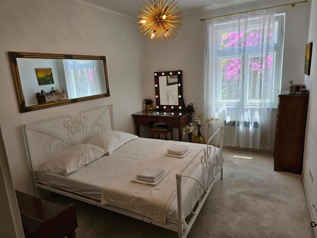 Db Interiors Apartamento Split Exterior foto